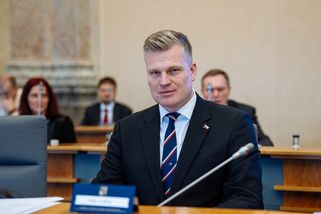 Žádní poradci, atmosféra strachu a ministr na vedlejší koleji. Jak Filip Turek reálně vládne na životním prostředí