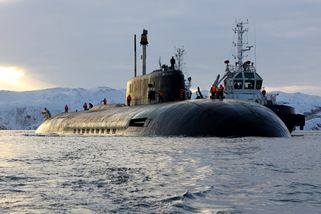 Nosič jaderného Armageddonu: Ruská ponorka Chabarovsk vyplula na moře. Bude vyzbrojena torpédy Poseidon