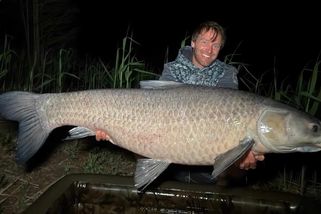 Jakub Vágner opět šokoval rybářskou veřejnost. Ulovil gigantické torpédo