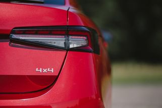 Pohon všech kol jako zbytečnost? Je to jeden z nejpřeceňovanějších pomocníků, negativa 4 × 4 převládají - Garáž.cz