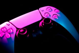 Hráči dnes vypínají PlayStation 5. Týdenním bojkotem bojují za fyzické hry a lepší Sony - INDIAN