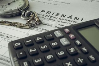 Stát v prvním pololetí vybral na daních 789,3 miliardy korun, víc než loni - Seznam Zprávy