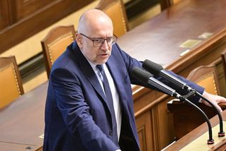 Koalice chce utnout spekulace. O osudu školníků a kuchařek bude jasno koncem května - Novinky