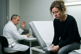 Máte to jen ze stresu. Tímto nebezpečným alibismem doktoři ničí životy - Médium.cz