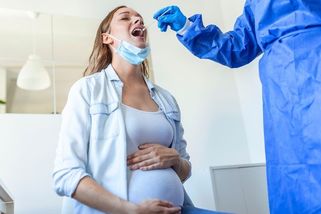 Vědec: Konec proplácení preventivních PCR testů je krok špatným směrem - Seznam Zprávy