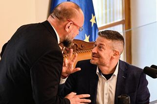 Konec obstrukcí se přiblížil, poslanci schválili novelu jednacího řádu - Novinky