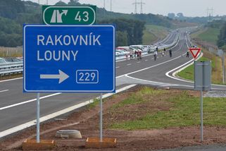 Dokončené úseky D6: Obce jásají nad klidem, restaurace přicházejí o zákazníky - Novinky