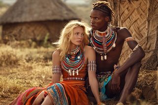 Bílá Masajka dnes: Vášeň s válečníkem Samburu jí změnila život. Z Afriky utekla vyčerpaná a nemocná - Médium.cz