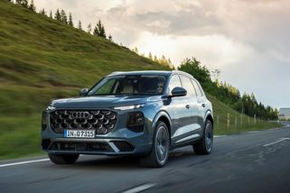 Za volantem nové Audi Q7: Nedostatky se hledají těžko