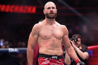 Soupeři zničil koleno, pak dostal knokaut. Čech se šampionem MMA nestal - Seznam Zprávy