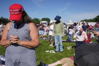 MAGA bez peněz a na konzervách. Část Trumpových věrných se bouří - Seznam Zprávy