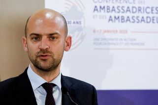 Na mír na Ukrajině by mohly dohlédnout tři hlavní armády Evropy, řekl francouzský ministr - Novinky