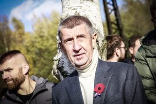 Opravdu jsme nepoučitelní? Budoucí prezident aneb...
