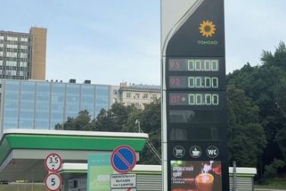 Část benzínek v Moskvě je na suchu, u zbylých se tvoří obří fronty - Novinky