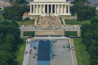 Fotky: Trump výrazně mění podobu další washingtonské památky - Seznam Zprávy