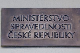 Ministerstvo spravedlnosti znepřístupní evidenci skutečných majitelů firem - Novinky