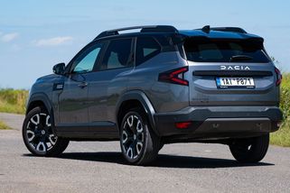 Jak to sakra dělá? Dacia Bigster jezdí za hubičku i tam, kde to nikdo nečeká. Spotřebu může dramaticky zvýšit snad už jen jediná věc - Garáž.cz