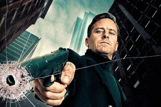 Němci zakázali thriller o likvidaci migrantů, ve kterém hraje Armie Hammer. Na internetu je megahitem