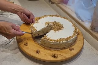 Rychlý, chutný a jednoduchý nepečený ořechový dort | Recepty od Jany