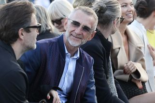 Zázračné uzdravení kmotra Janouška. Z jachty v Chorvatsku zamířil na luxusní party s novou láskou