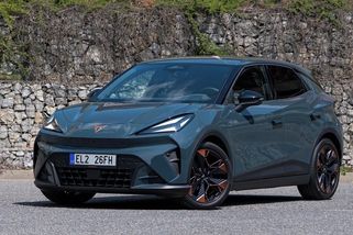 Žhavá novinka ze Španělska, na kterou se stojí fronty: Cupra Raval je nejen sexy, ale i báječně jezdí