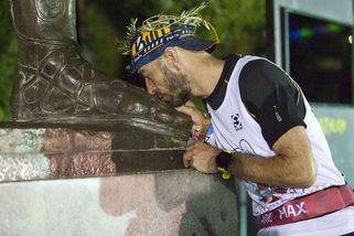 Skvělý úspěch, český běžec Brunner vyhrál legendární Spartathlon - Sport.cz