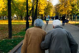 Důchodců v Česku ubylo, ČSSZ zamítla přes 50 tisíc žádostí o důchod