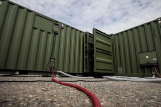 Armádní tendry na polní kuchyně: Politik vyvedl z firmy desítky milionů - Seznam Zprávy