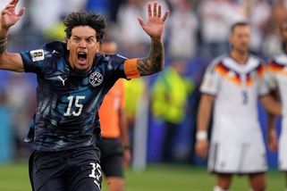 První velký šok, Německo končí na MS. Paraguay vyhlásila státní svátek - Seznam Zprávy