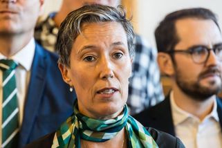 Jsou největší hříšníci, musí pykat. Kodaň trestá seniory za klima omezeným přídělem masa - Novinky