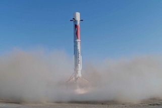 Video: Čína dotáhla USA. Dokáže přistát s vesmírnou raketou - Seznam Zprávy