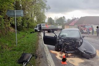 Mladý řidič na Českokrumlovsku nezvládl zatáčku a srazil se s náklaďákem - Novinky