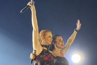 t.A.T.u. je po letech zpět. Z někdejších školaček jsou dnes vyspělé matky a ženy k nepoznání - Médium.cz