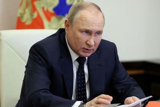 Putin: Letecké údery už nebudou nutné, zbylé úkoly splní vojáci na zemi - Novinky