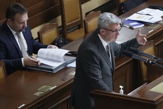 ANO zase zablokovalo Sněmovnu. Tentokrát bránilo Babiše před zpřísněním zákona o vlastnictví médií - Novinky
