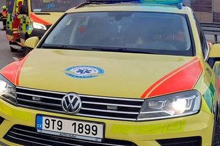 Pád z koloběžky odnesl mladík na Opavsku těžkým zraněním - Novinky