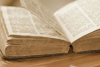 Velký literární kvíz: Vaším úkolem je poznat knihu podle krátké nápovědy. 8 z 8 bodů získají jen lidé s nadprůměrným přehledem