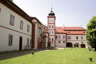Slavný šlechtický rod truchlí. Zemřela princezna Lobkowiczová, chystá se poslední rozloučení