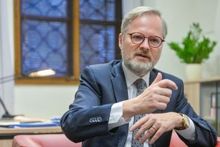 Premiér Fiala: Průzkumy berme opravdu s rezervou,...