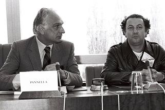 Coluche: Funèsův filmový syn kandidoval na prezidenta, hájil manželství pro všechny, zemřel podivně - Médium.cz