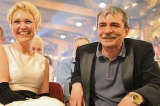 Písničkář Pavel Dobeš je otcem devíti dětí. Čtyři manželství skončila rozvodem. Jaké je jeho soukromí?