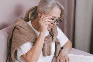 Poradna: Bude mi 66 let a nemám pořád důchod