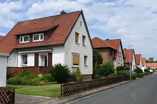 Češi bydlí skoro nejhůř v Evropě. Od potupy nás zachránily střechy a topení - Seznam Zprávy