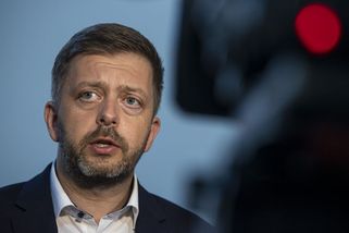 „Nechutné, ale ustojím to,“ reaguje Rakušan na plakáty s vakem na mrtvoly - Seznam Zprávy
