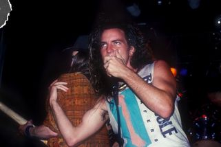 A zrodili se Pearl Jam. Na začátku kapely bylo předávkování. Všechno změnilo album Ten | Headliner