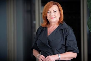 Rozpočtový deficit začneme snižovat po příštím roce, říká Schillerová - Novinky