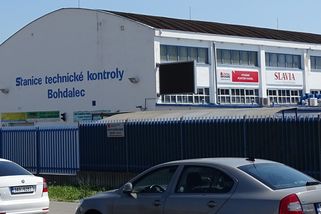 Nové pravidlo pro 88 % řidičů v ČR: Vláda rozhodla, že tato auta budou na STK jezdit každý rok. Je mezi nimi i to vaše?