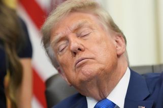 Další trapas Donalda Trumpa. Zesměšnil se před celým světem