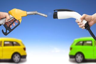 Elektromobily mají nečekaný problém. Do vzduchu vracejí nebezpečné částice