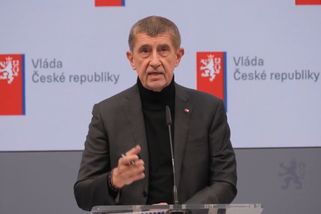 Pevnost v Letňanech? Babiše fascinuje nemocnice, která se do 72 hodin schová pod zem